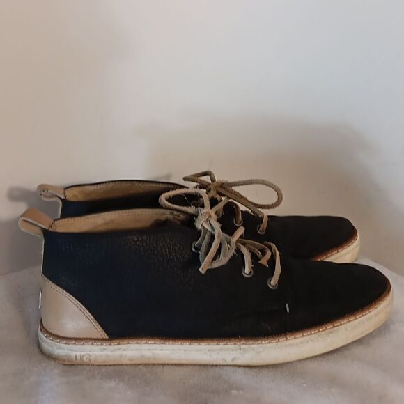 Ugg Black & Tan Leather Lace Up Shoes - Picture 7 of 7